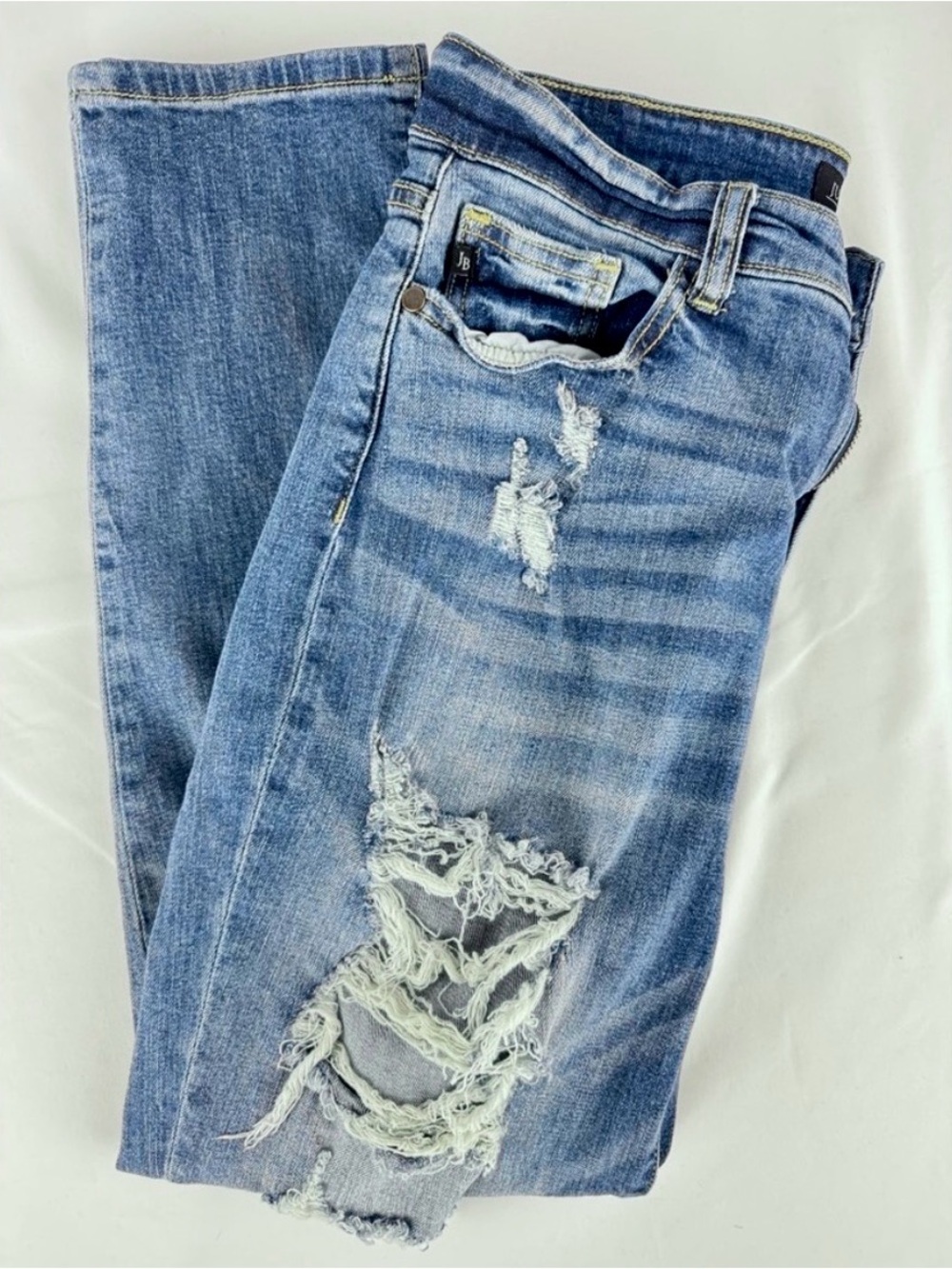 Judy Blue “Boyfriend Fit” Distressed Denim Jeans - Picture 4 of 11